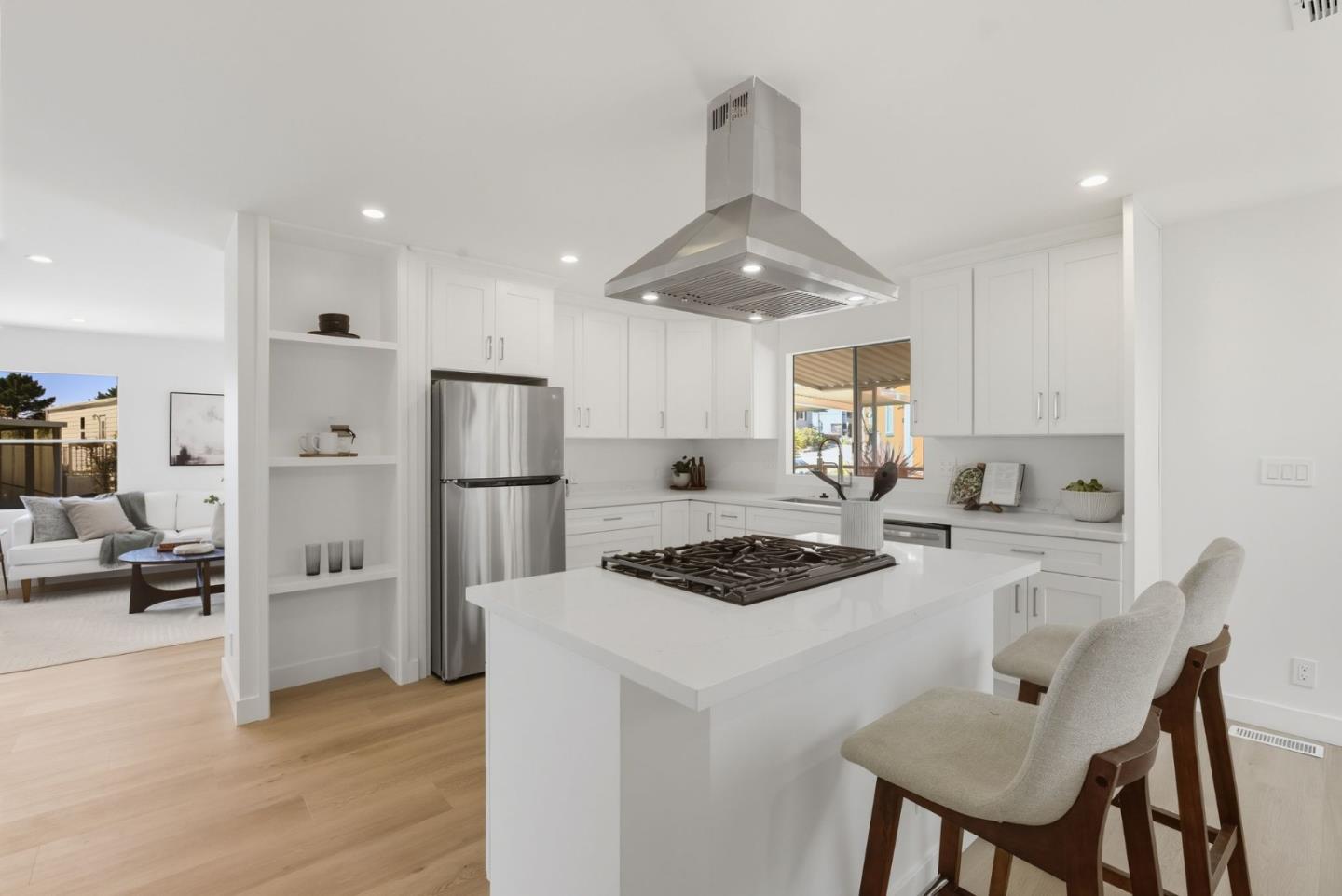 Detail Gallery Image 6 of 35 For 106 Lighthouse Ln, Daly City,  CA 94014 - 2 Beds | 2 Baths