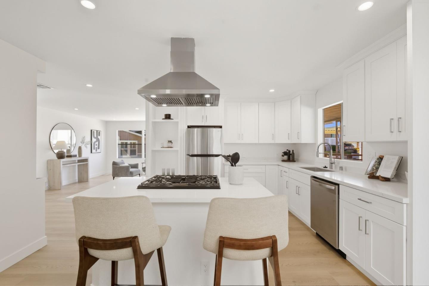 Detail Gallery Image 8 of 35 For 106 Lighthouse Ln, Daly City,  CA 94014 - 2 Beds | 2 Baths