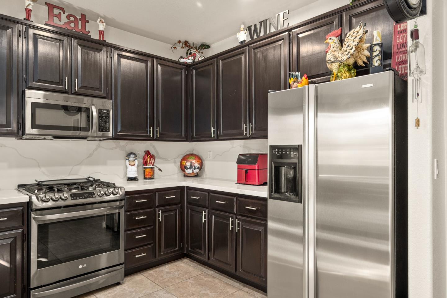 Detail Gallery Image 27 of 61 For 5751 Honor Pkwy, Sacramento,  CA 95835 - 3 Beds | 2/1 Baths