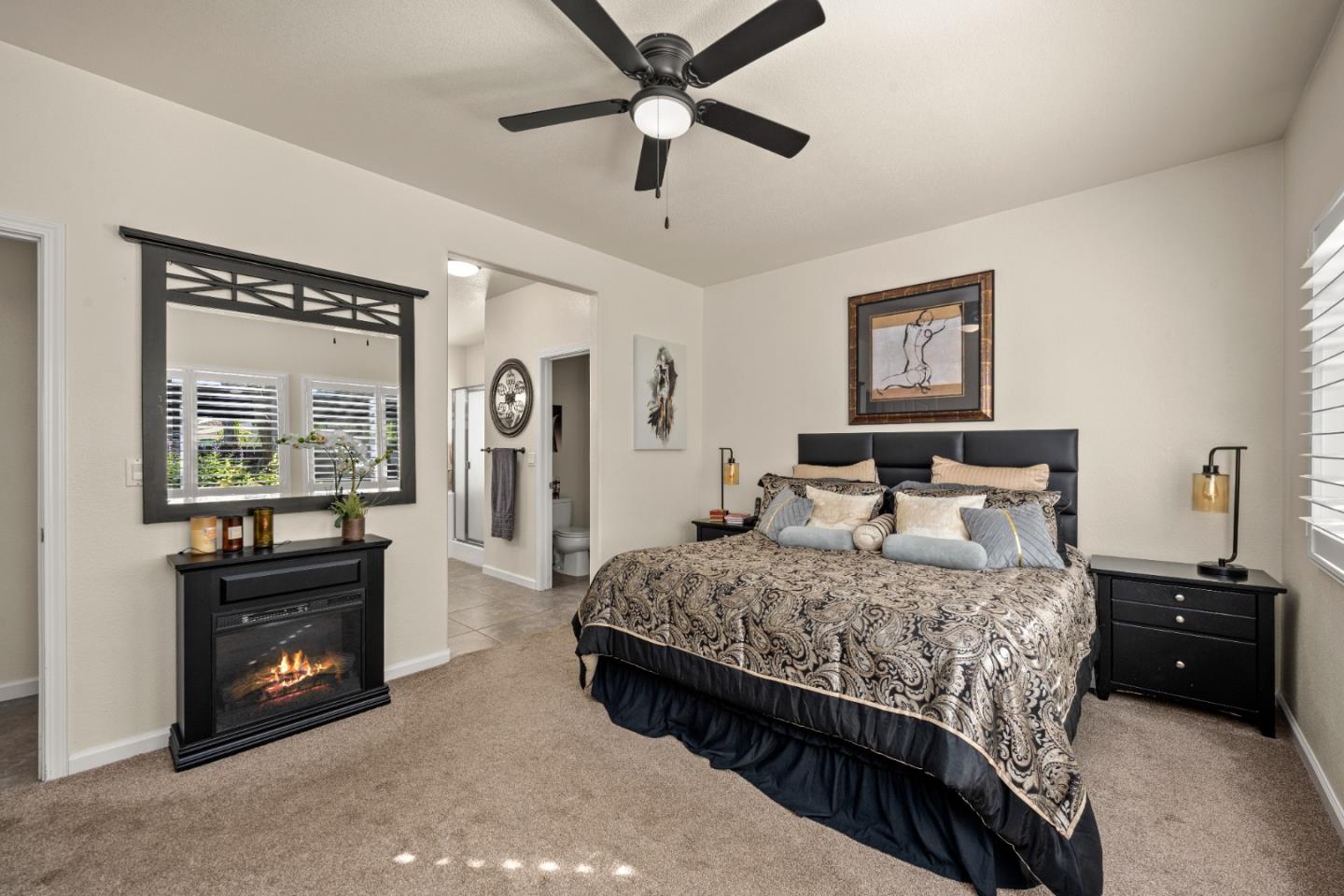 Detail Gallery Image 30 of 61 For 5751 Honor Pkwy, Sacramento,  CA 95835 - 3 Beds | 2/1 Baths