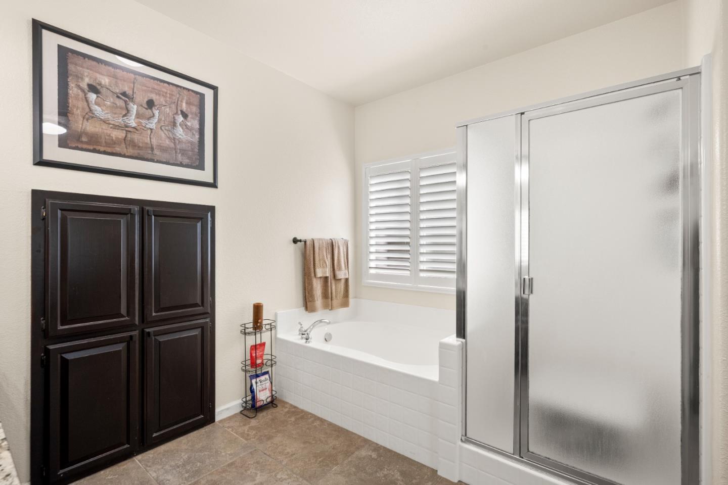 Detail Gallery Image 37 of 61 For 5751 Honor Pkwy, Sacramento,  CA 95835 - 3 Beds | 2/1 Baths
