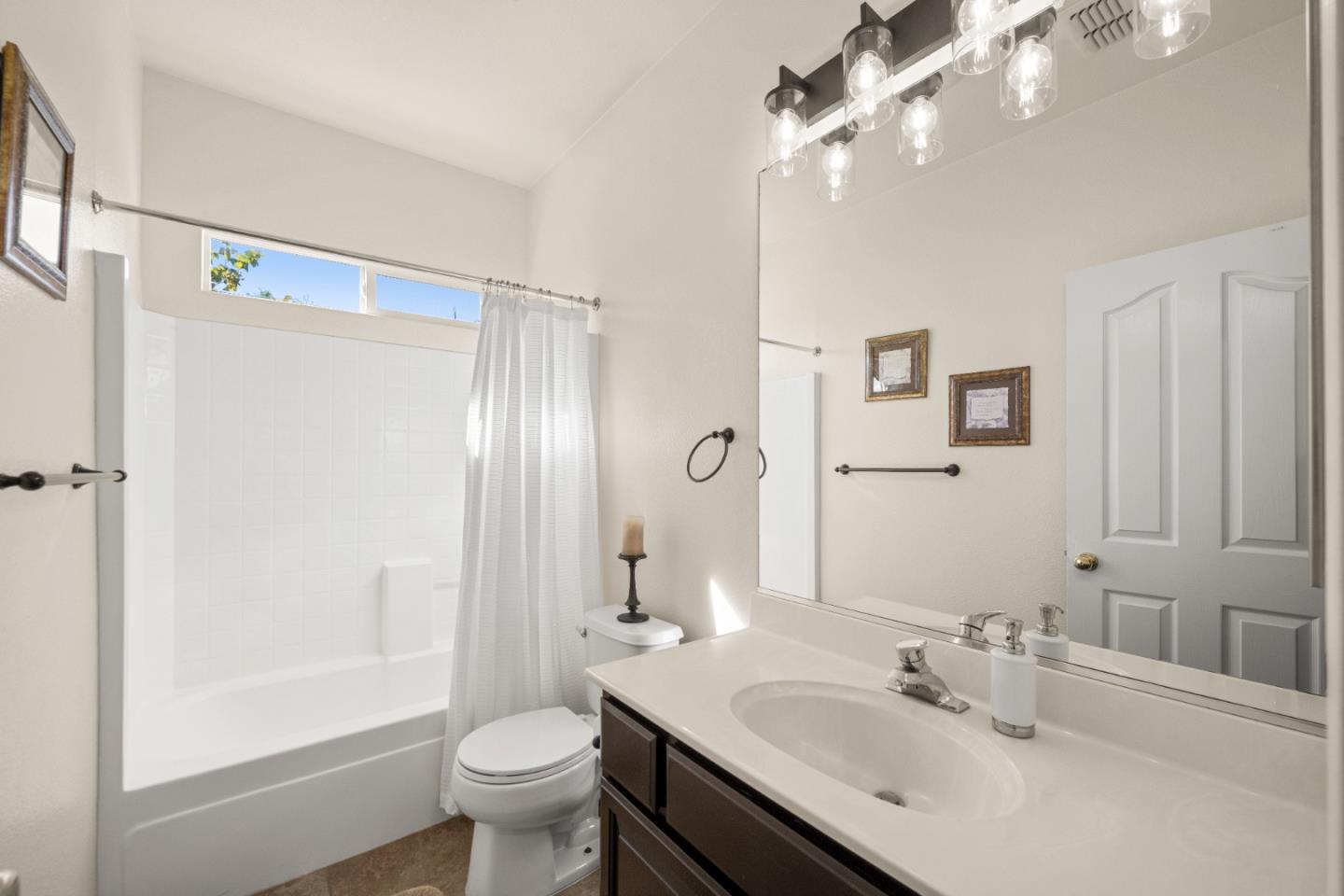 Detail Gallery Image 47 of 61 For 5751 Honor Pkwy, Sacramento,  CA 95835 - 3 Beds | 2/1 Baths