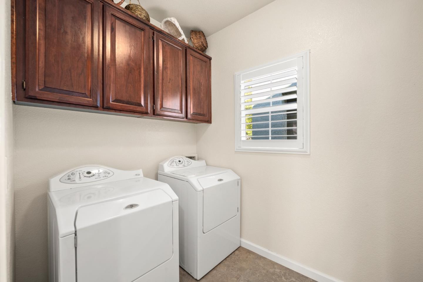 Detail Gallery Image 48 of 61 For 5751 Honor Pkwy, Sacramento,  CA 95835 - 3 Beds | 2/1 Baths