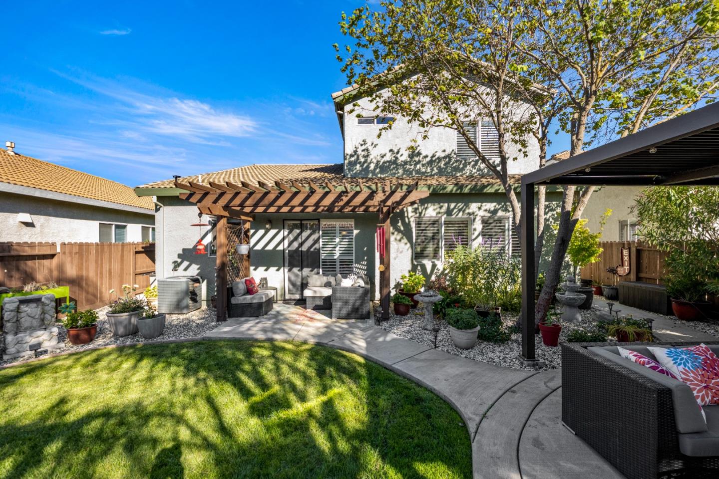 Detail Gallery Image 55 of 61 For 5751 Honor Pkwy, Sacramento,  CA 95835 - 3 Beds | 2/1 Baths