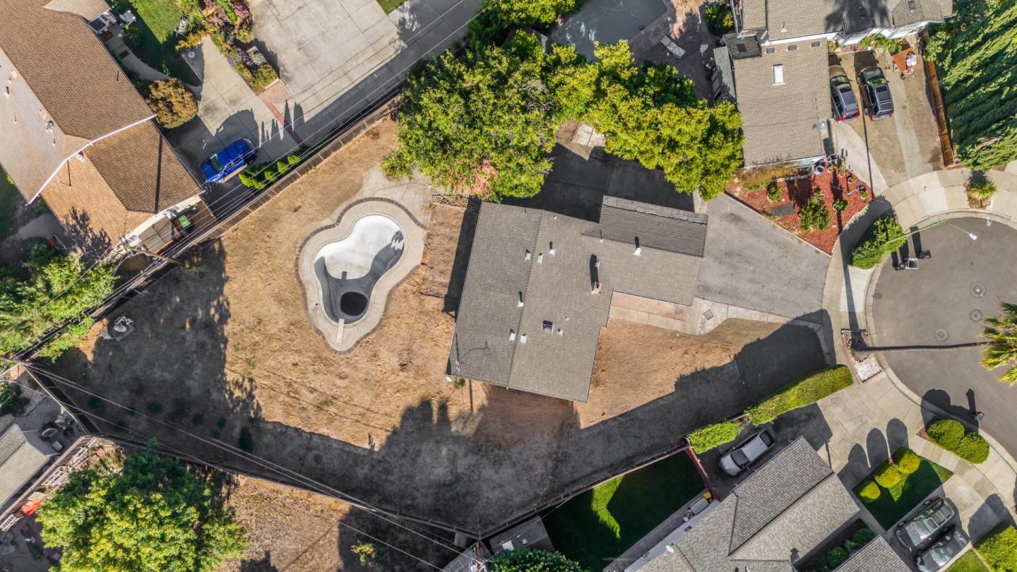 Detail Gallery Image 18 of 21 For 3928 Caxton Ct, San Jose,  CA 95130 - 3 Beds | 2 Baths