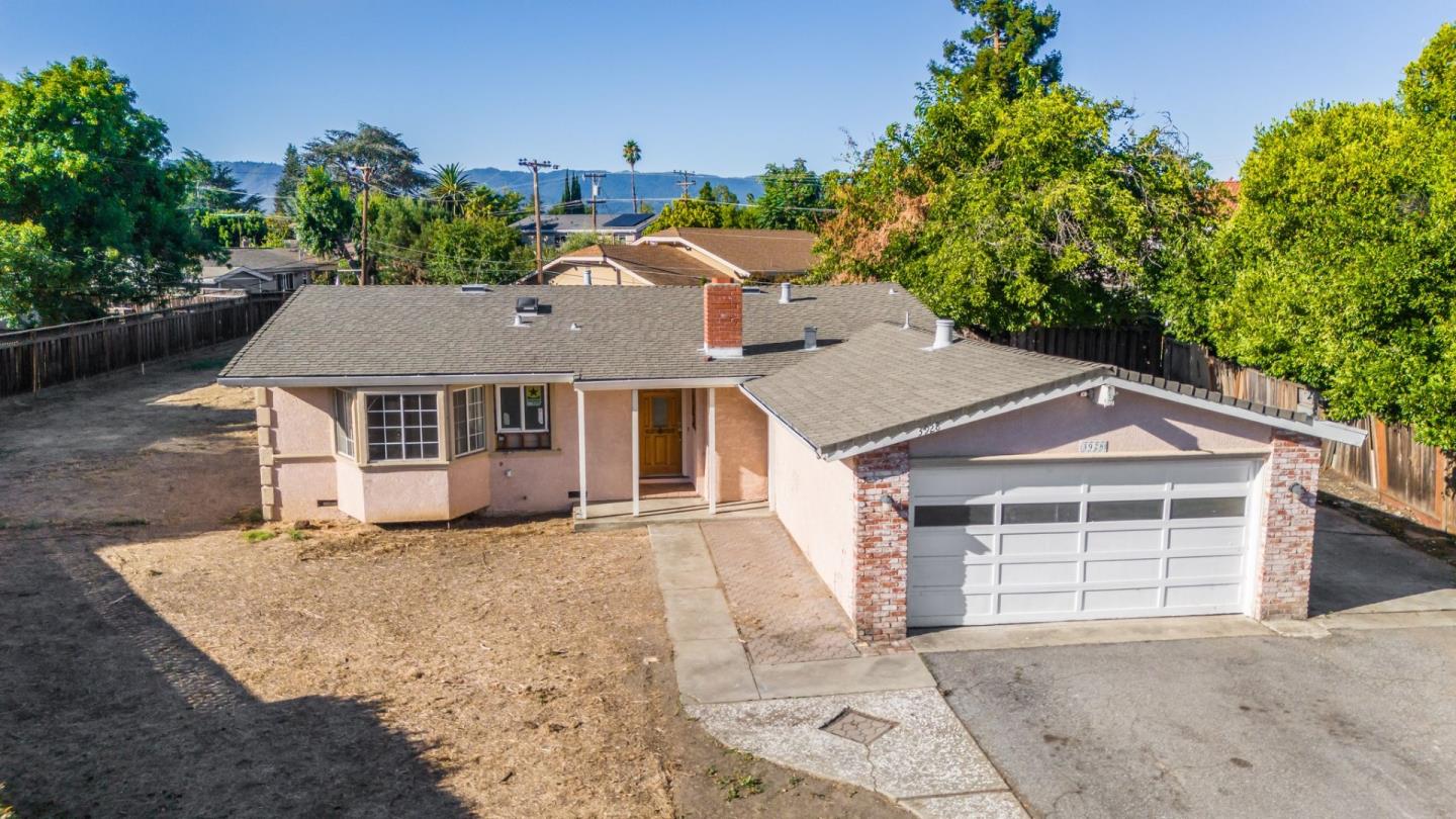 Detail Gallery Image 2 of 21 For 3928 Caxton Ct, San Jose,  CA 95130 - 3 Beds | 2 Baths