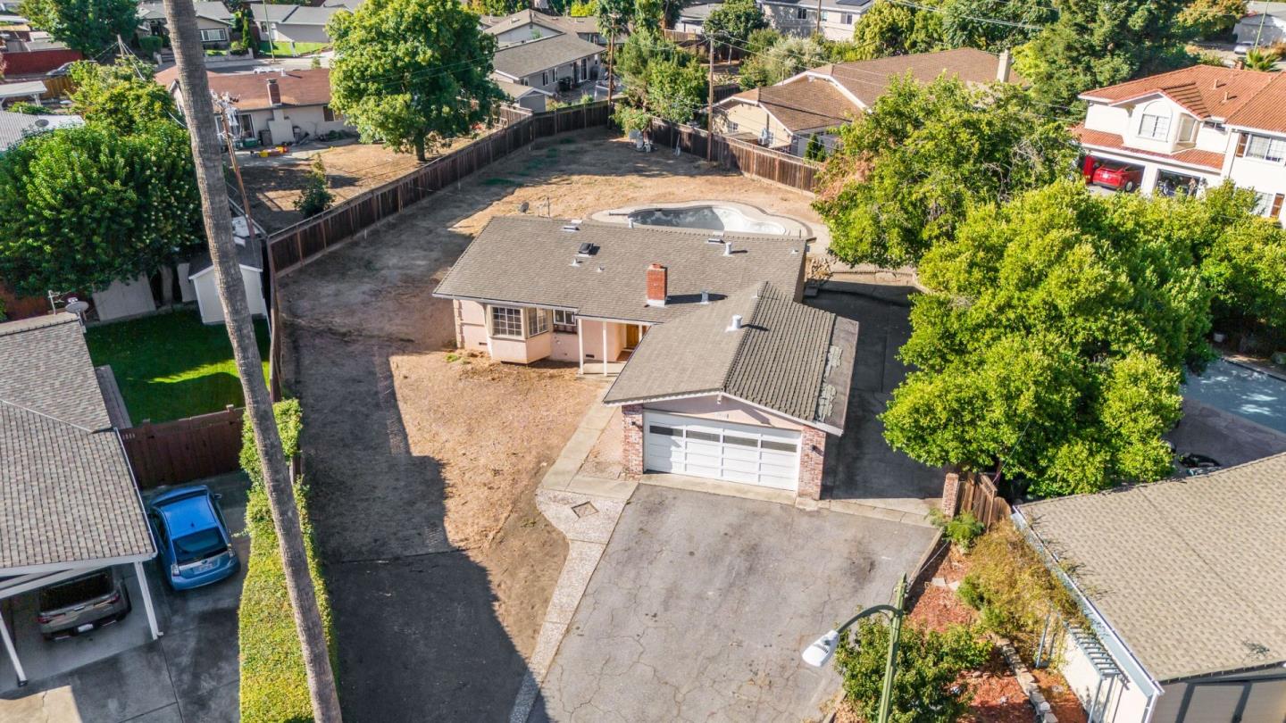 Detail Gallery Image 3 of 21 For 3928 Caxton Ct, San Jose,  CA 95130 - 3 Beds | 2 Baths