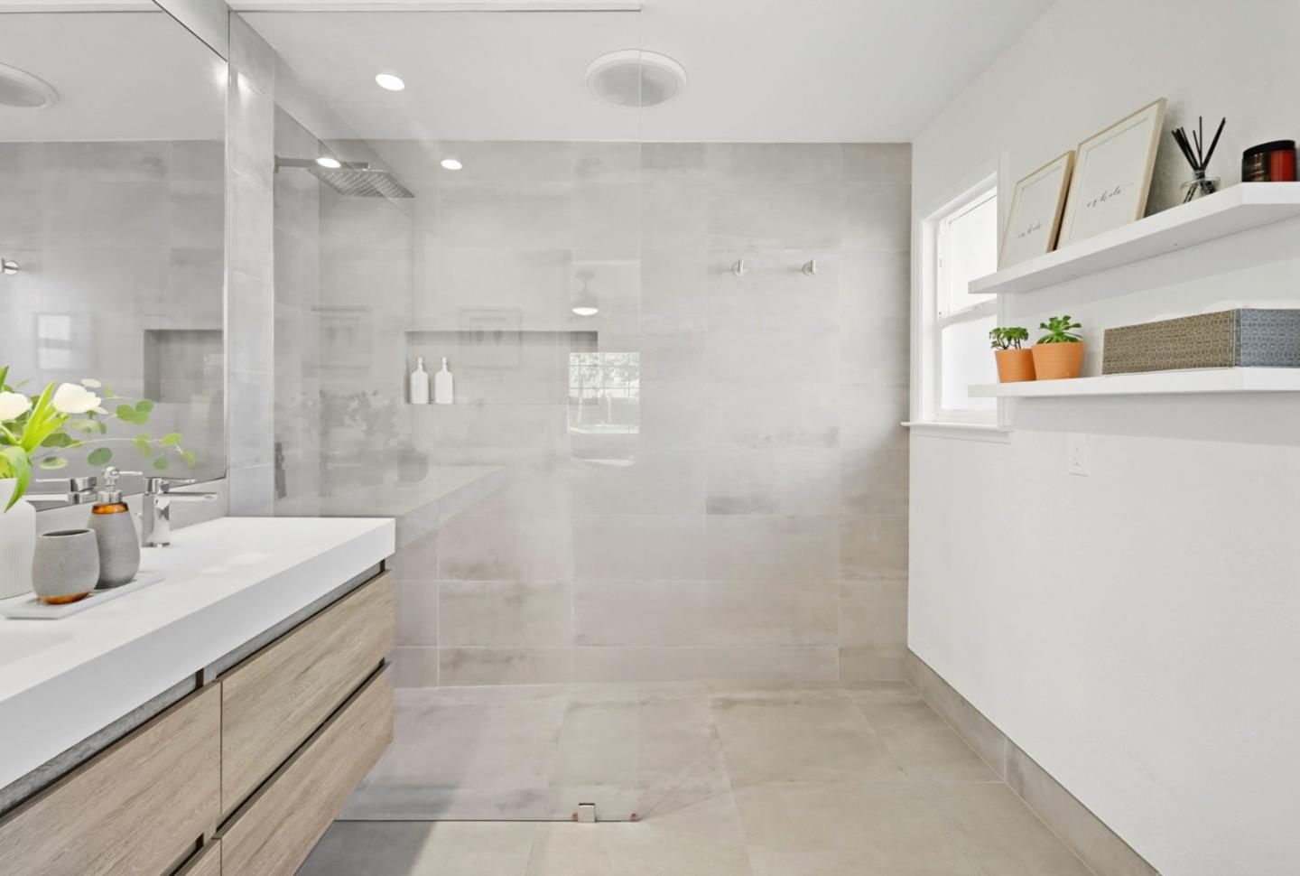 Detail Gallery Image 17 of 43 For 1705 Harte Dr, San Jose,  CA 95124 - 4 Beds | 2 Baths