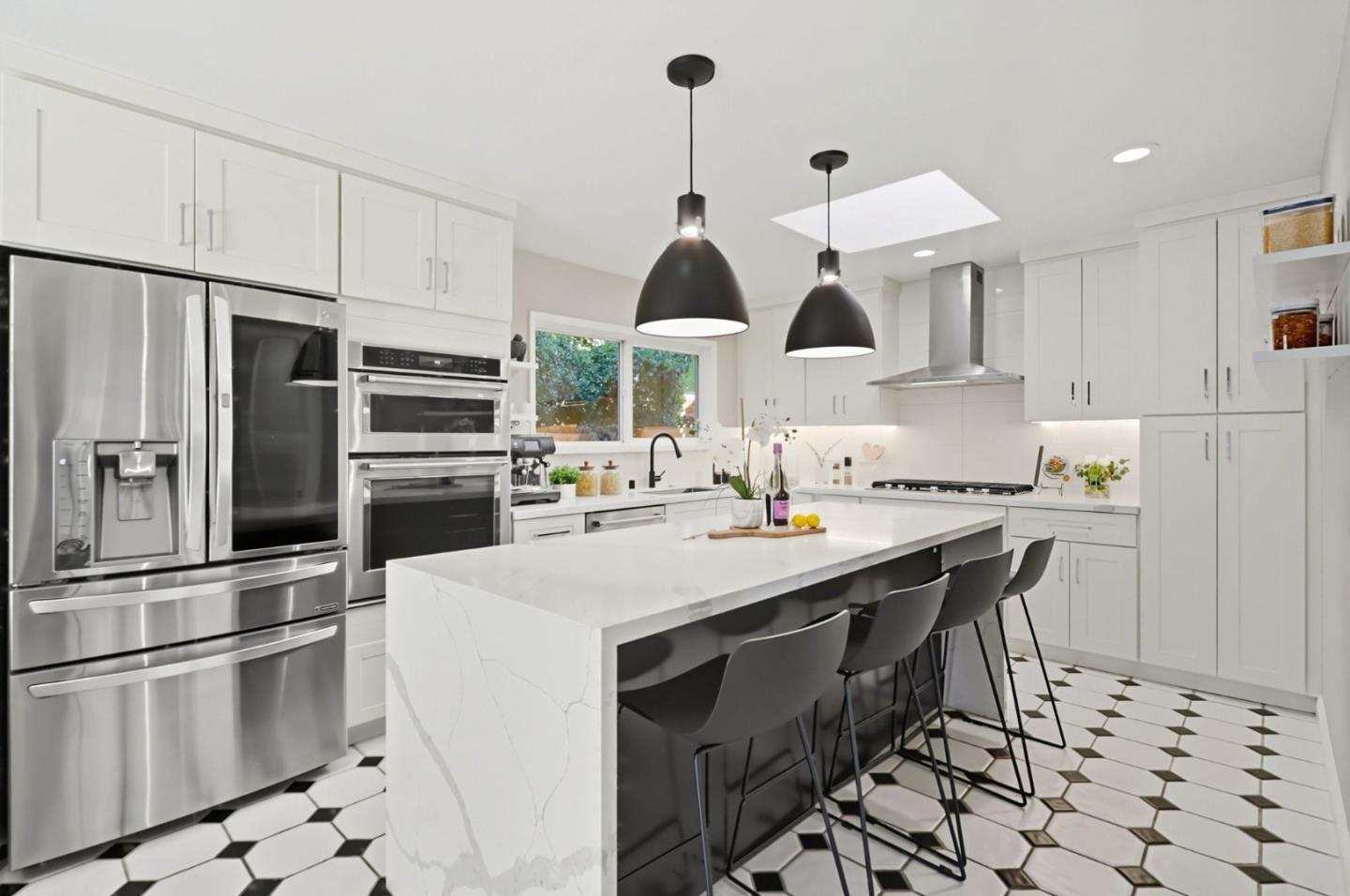 Detail Gallery Image 7 of 43 For 1705 Harte Dr, San Jose,  CA 95124 - 4 Beds | 2 Baths