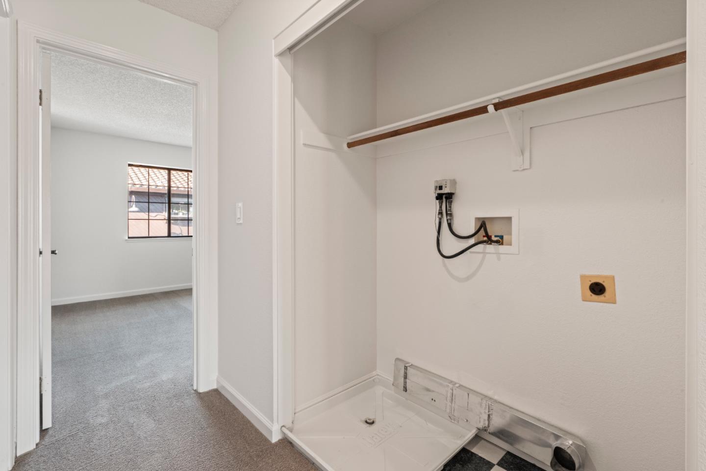 Detail Gallery Image 26 of 42 For 14408 Outrigger Dr, San Leandro,  CA 94577 - 3 Beds | 2/1 Baths