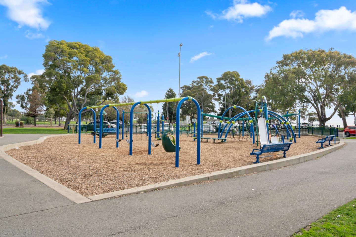 Detail Gallery Image 40 of 42 For 14408 Outrigger Dr, San Leandro,  CA 94577 - 3 Beds | 2/1 Baths