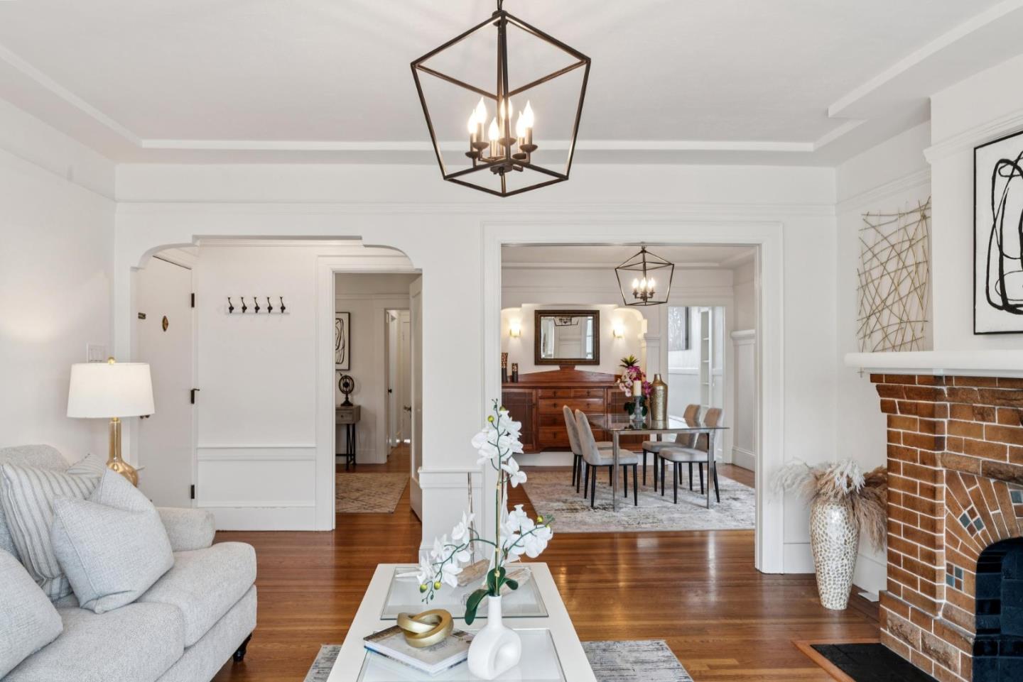 Detail Gallery Image 10 of 42 For 1849 San Jose Ave, San Francisco,  CA 94112 - 2 Beds | 1 Baths