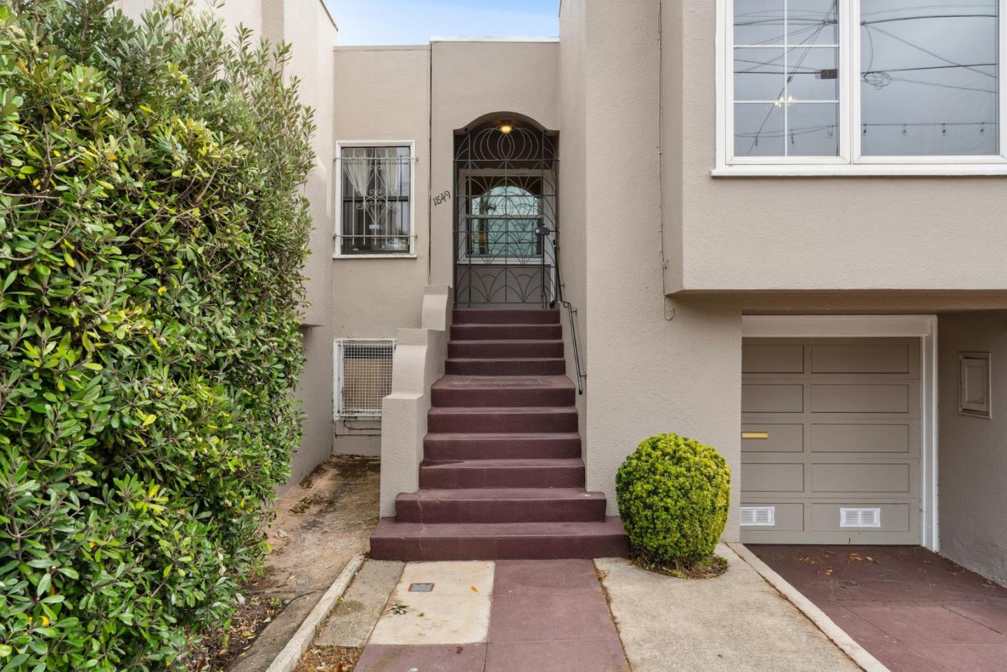 Detail Gallery Image 4 of 42 For 1849 San Jose Ave, San Francisco,  CA 94112 - 2 Beds | 1 Baths