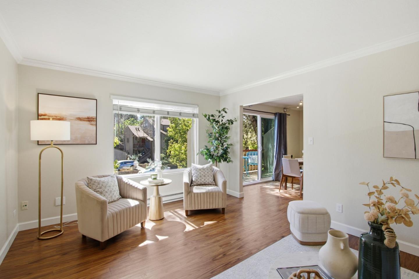 Detail Gallery Image 11 of 37 For 701 N Rengstorff Ave #20,  Mountain View,  CA 94043 - 4 Beds | 1/1 Baths