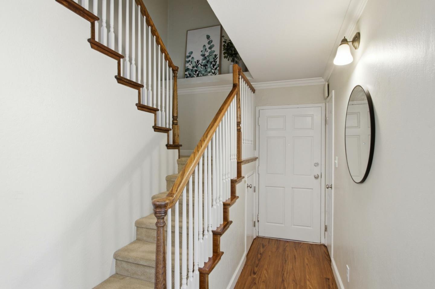 Detail Gallery Image 7 of 37 For 701 N Rengstorff Ave #20,  Mountain View,  CA 94043 - 4 Beds | 1/1 Baths