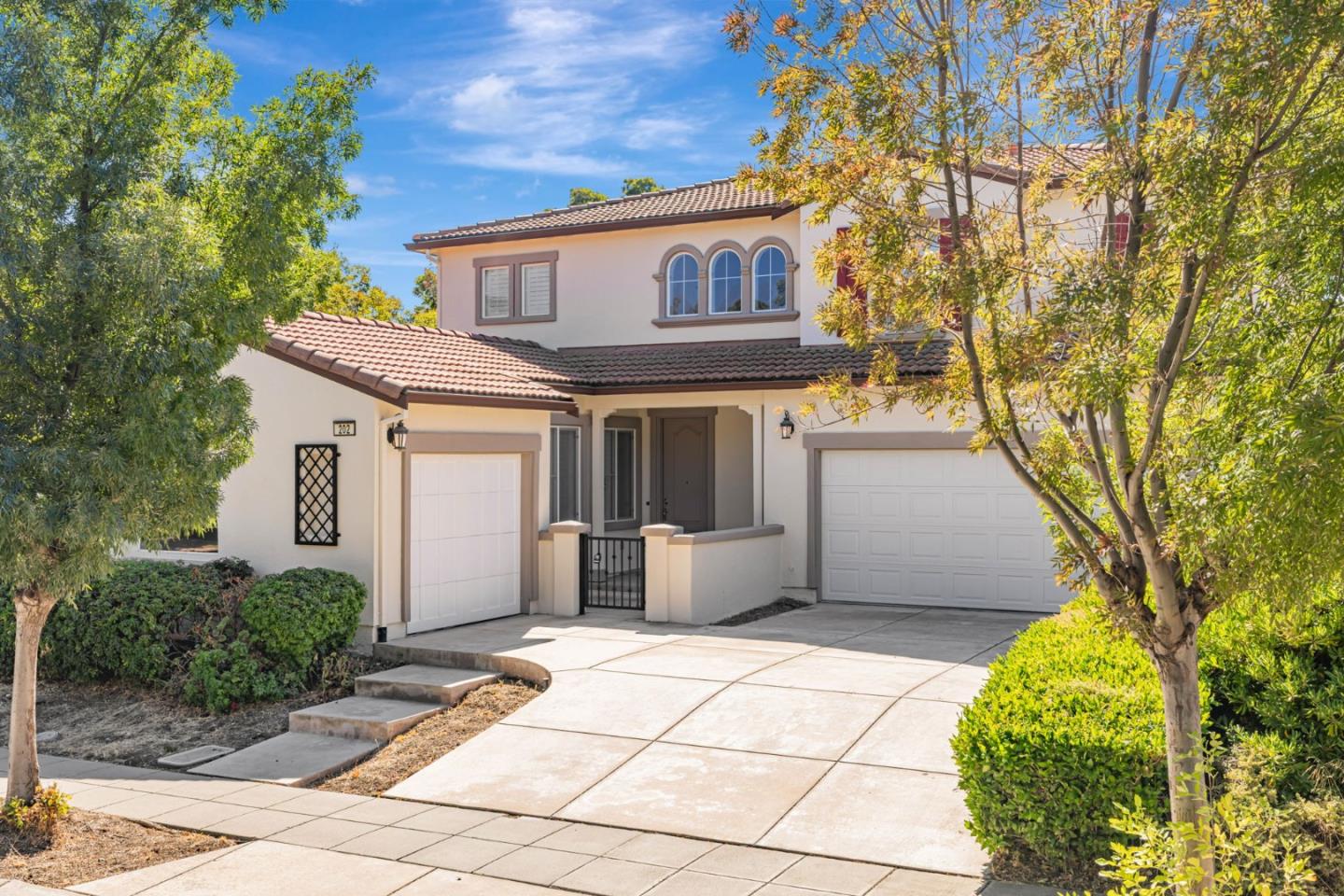 Detail Gallery Image 8 of 43 For 202 W Fauna Ave, Mountain House,  CA 95391 - 4 Beds | 3 Baths