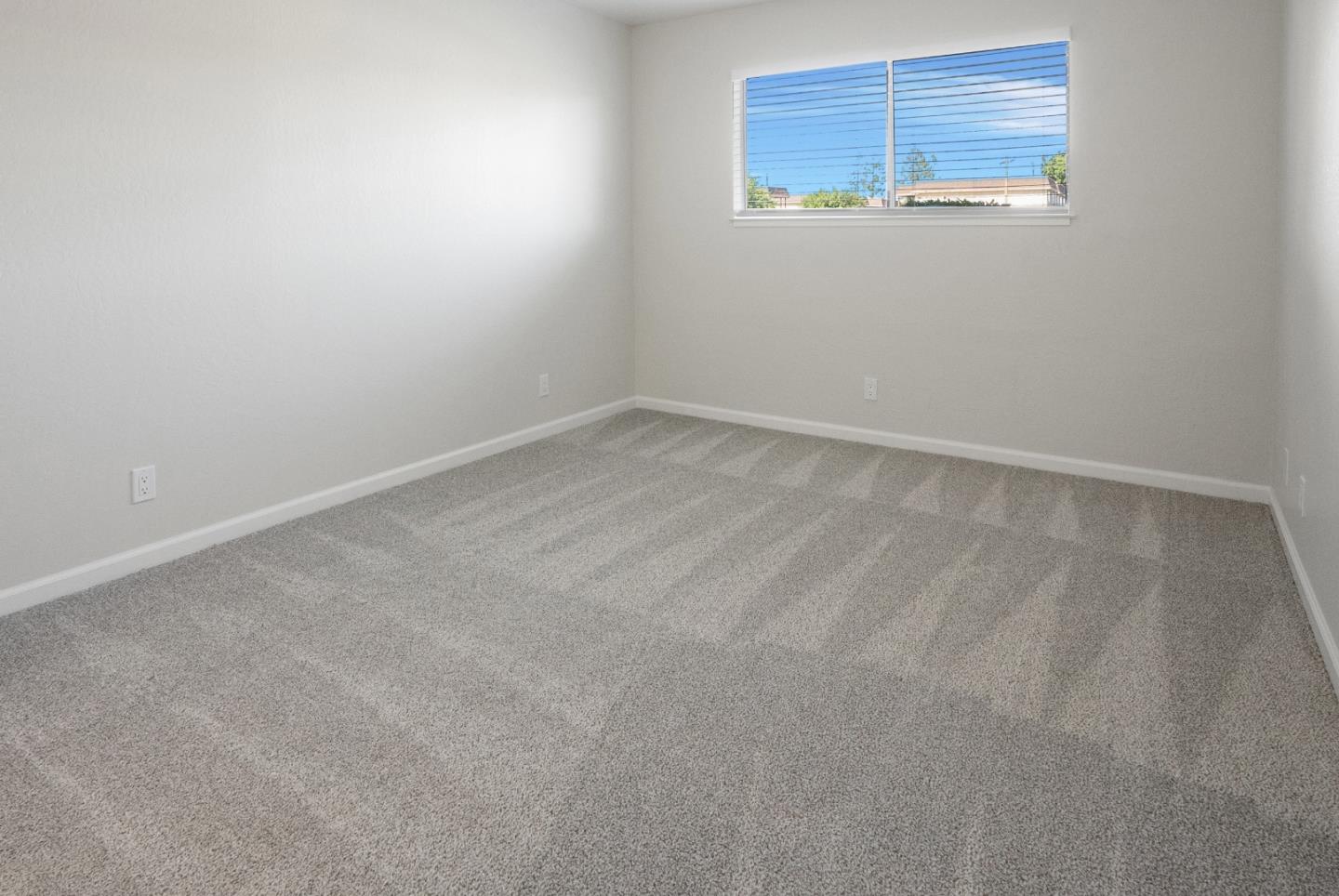 Detail Gallery Image 13 of 26 For 711 South St, Hollister,  CA 95023 - – Beds | – Baths