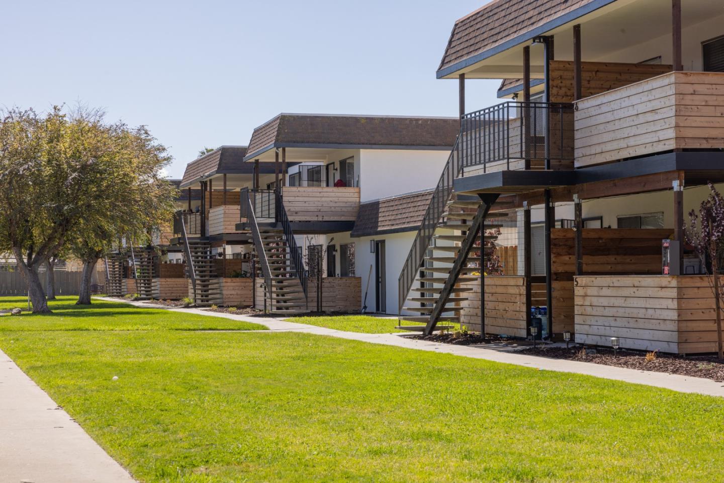 Detail Gallery Image 25 of 26 For 711 South St, Hollister,  CA 95023 - – Beds | – Baths