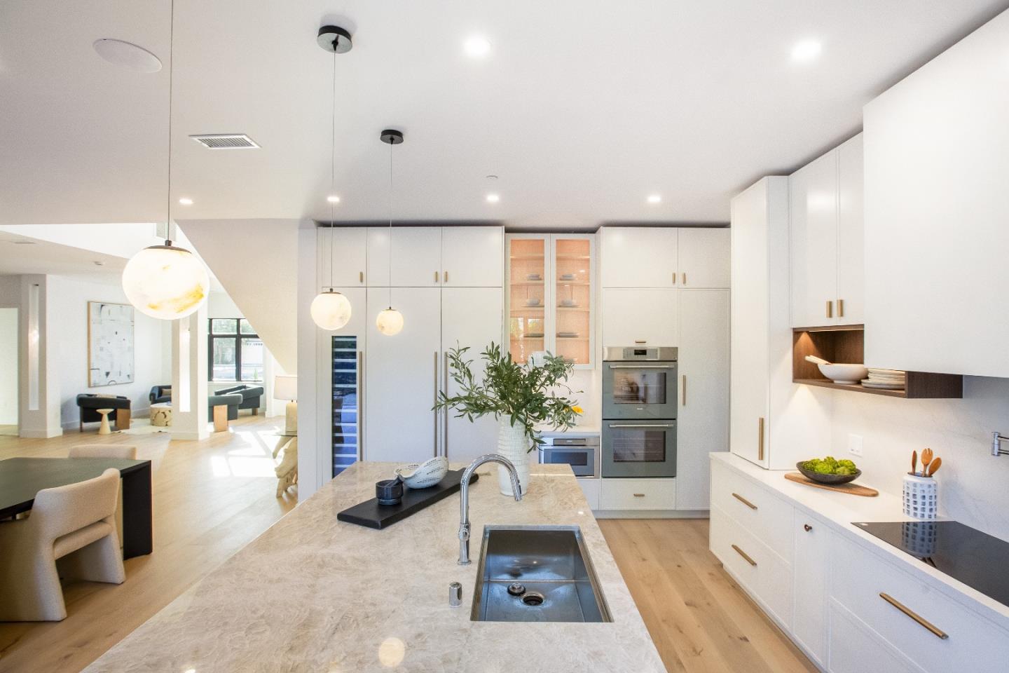 Detail Gallery Image 11 of 38 For 416 Ardis Ave, San Jose,  CA 95117 - 6 Beds | 5/1 Baths