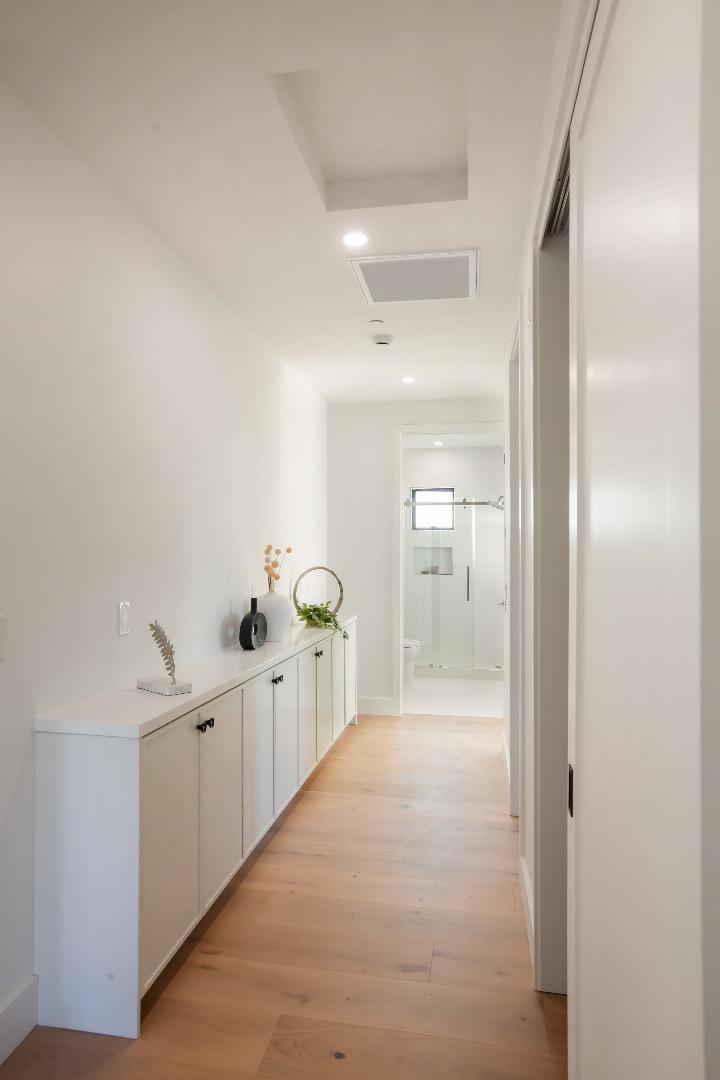 Detail Gallery Image 12 of 38 For 416 Ardis Ave, San Jose,  CA 95117 - 6 Beds | 5/1 Baths