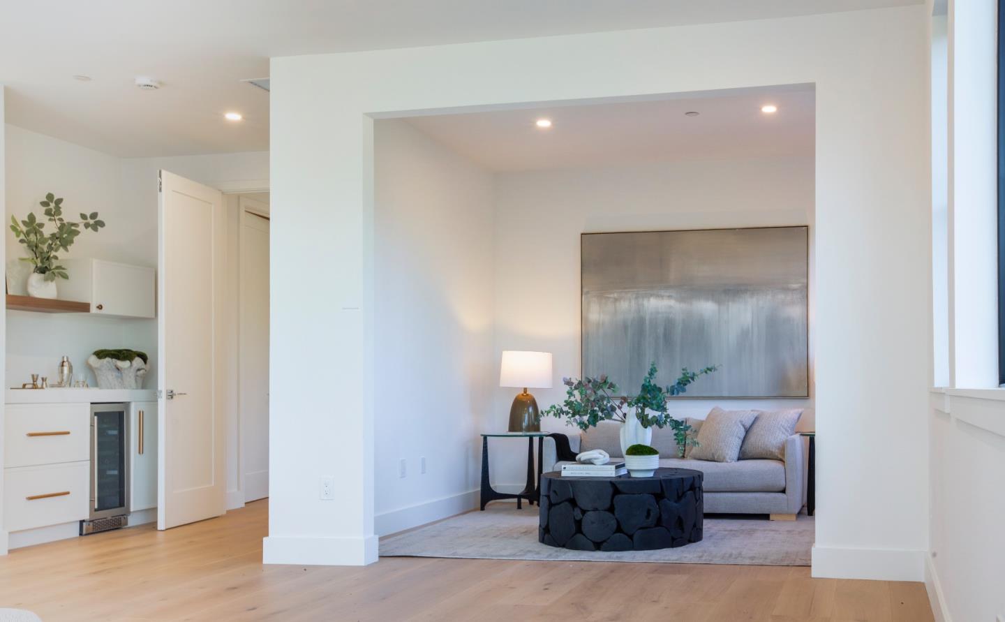 Detail Gallery Image 17 of 38 For 416 Ardis Ave, San Jose,  CA 95117 - 6 Beds | 5/1 Baths