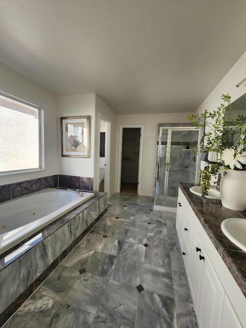 Detail Gallery Image 12 of 15 For 10161 Stern Ave, Cupertino,  CA 95014 - 5 Beds | 3/1 Baths