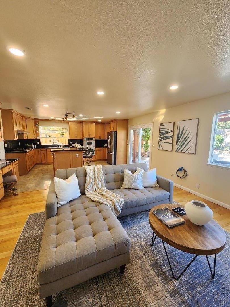 Detail Gallery Image 5 of 15 For 10161 Stern Ave, Cupertino,  CA 95014 - 5 Beds | 3/1 Baths