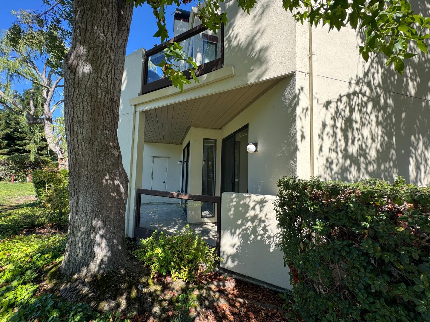 Detail Gallery Image 14 of 15 For 101 Shorebird Cir, Redwood City,  CA 94065 - 1 Beds | 1 Baths