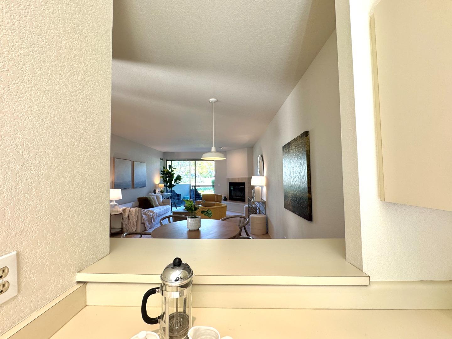 Detail Gallery Image 8 of 15 For 101 Shorebird Cir, Redwood City,  CA 94065 - 1 Beds | 1 Baths