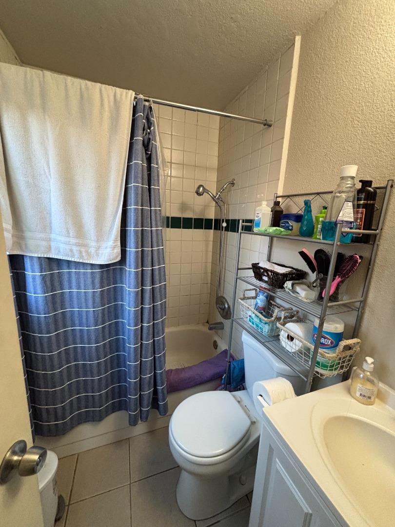 Detail Gallery Image 6 of 15 For 418 Calaveras Way, Greenfield,  CA 93927 - 3 Beds | 2 Baths