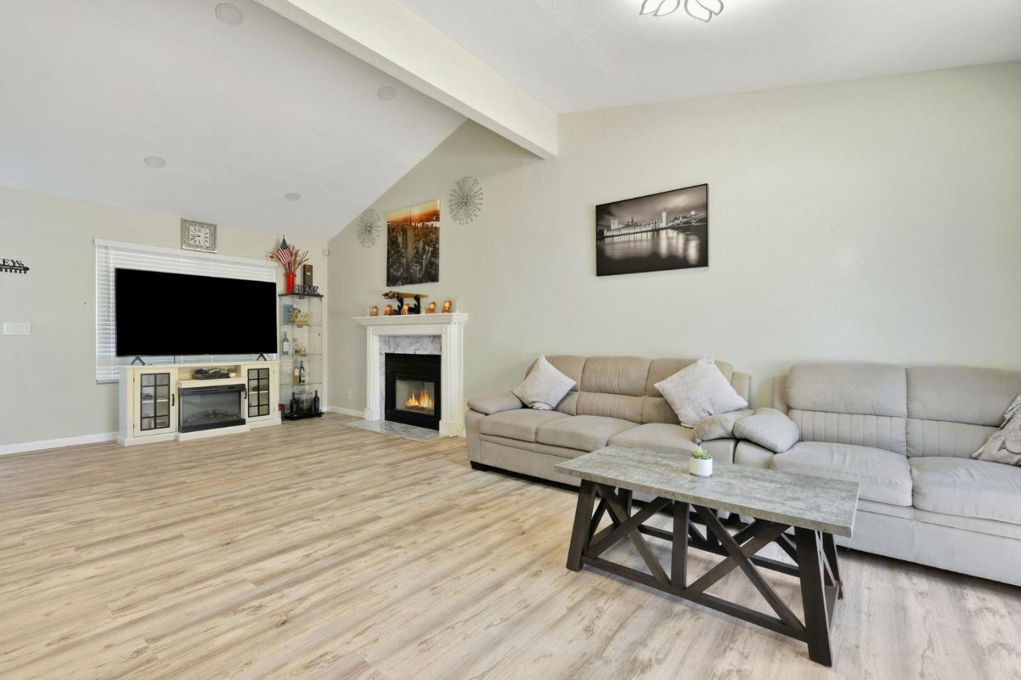 Detail Gallery Image 7 of 22 For 101 Serpentine Dr, Vallejo,  CA 94589 - 3 Beds | 2 Baths