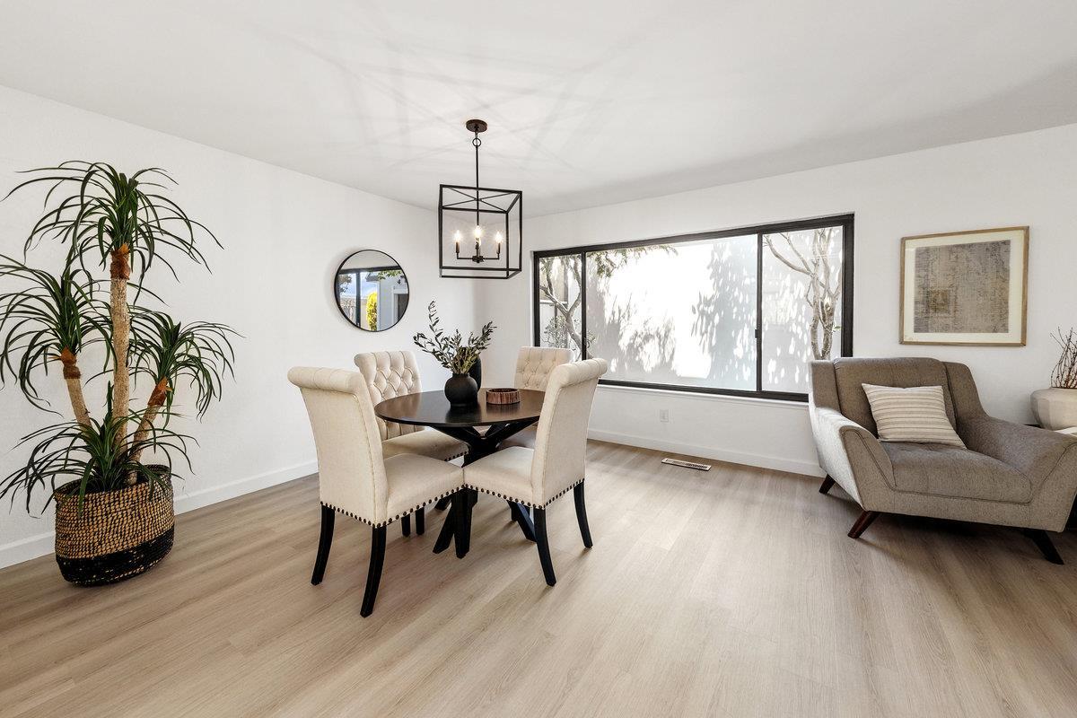 Detail Gallery Image 8 of 34 For 2449 Unwin Ct, South San Francisco,  CA 94080 - 4 Beds | 2/1 Baths