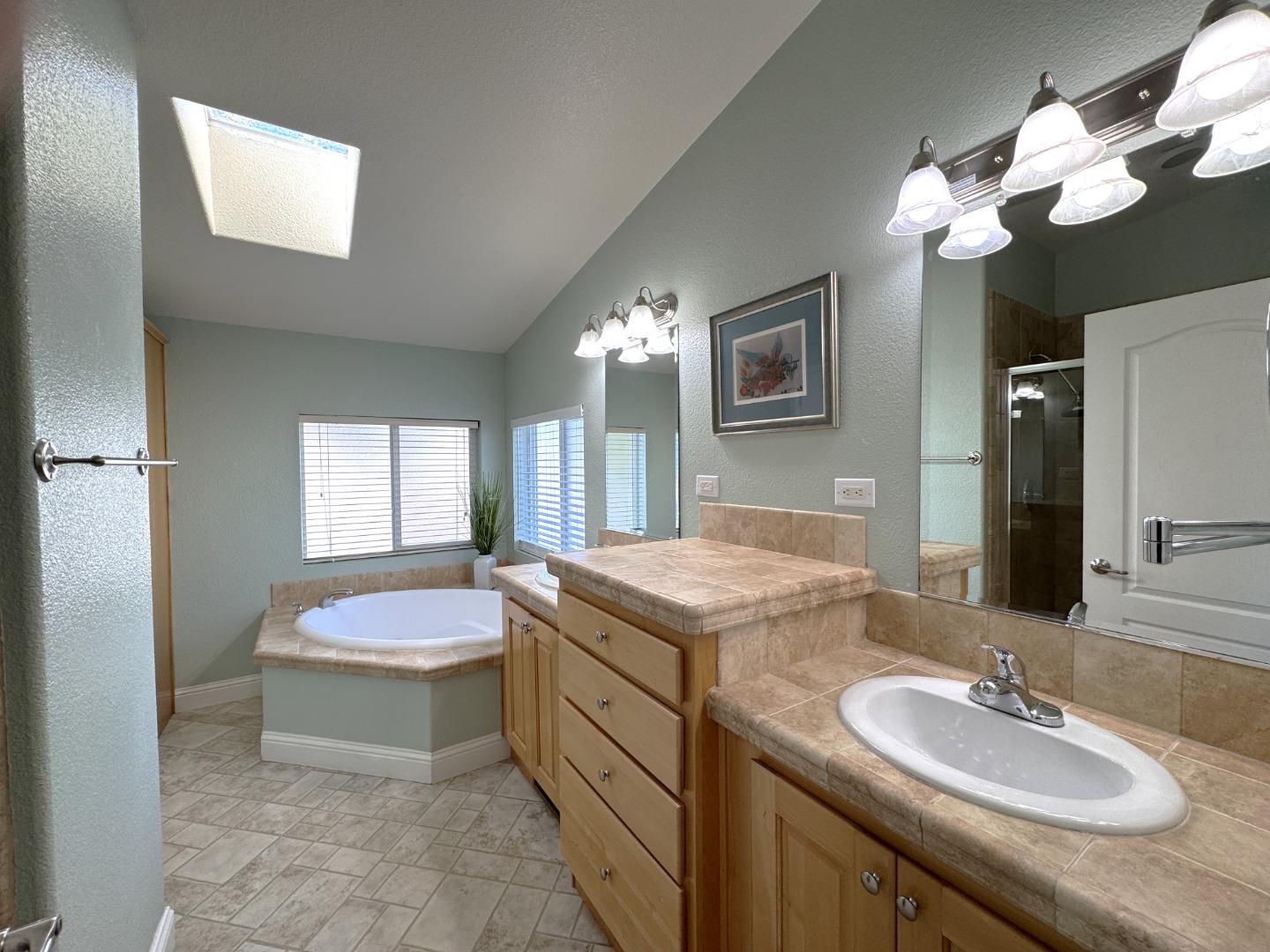 Detail Gallery Image 16 of 30 For 69 Creekside Dr #69,  Half Moon Bay,  CA 94019 - 3 Beds | 2 Baths