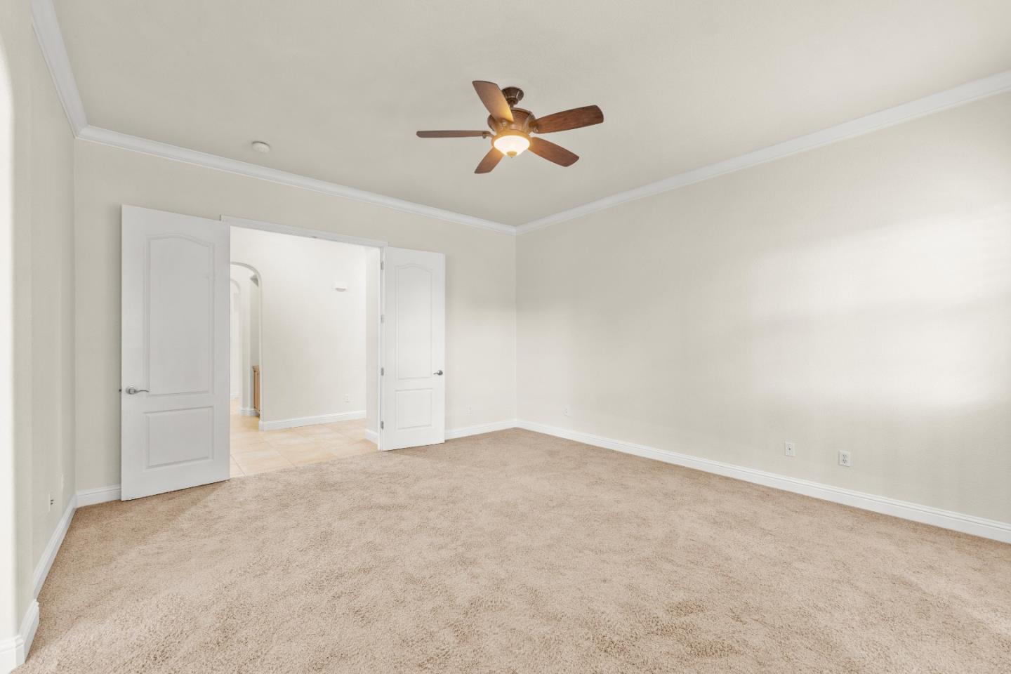 Detail Gallery Image 24 of 69 For 9555 Pinehurst Dr, Roseville,  CA 95747 - 5 Beds | 3/1 Baths