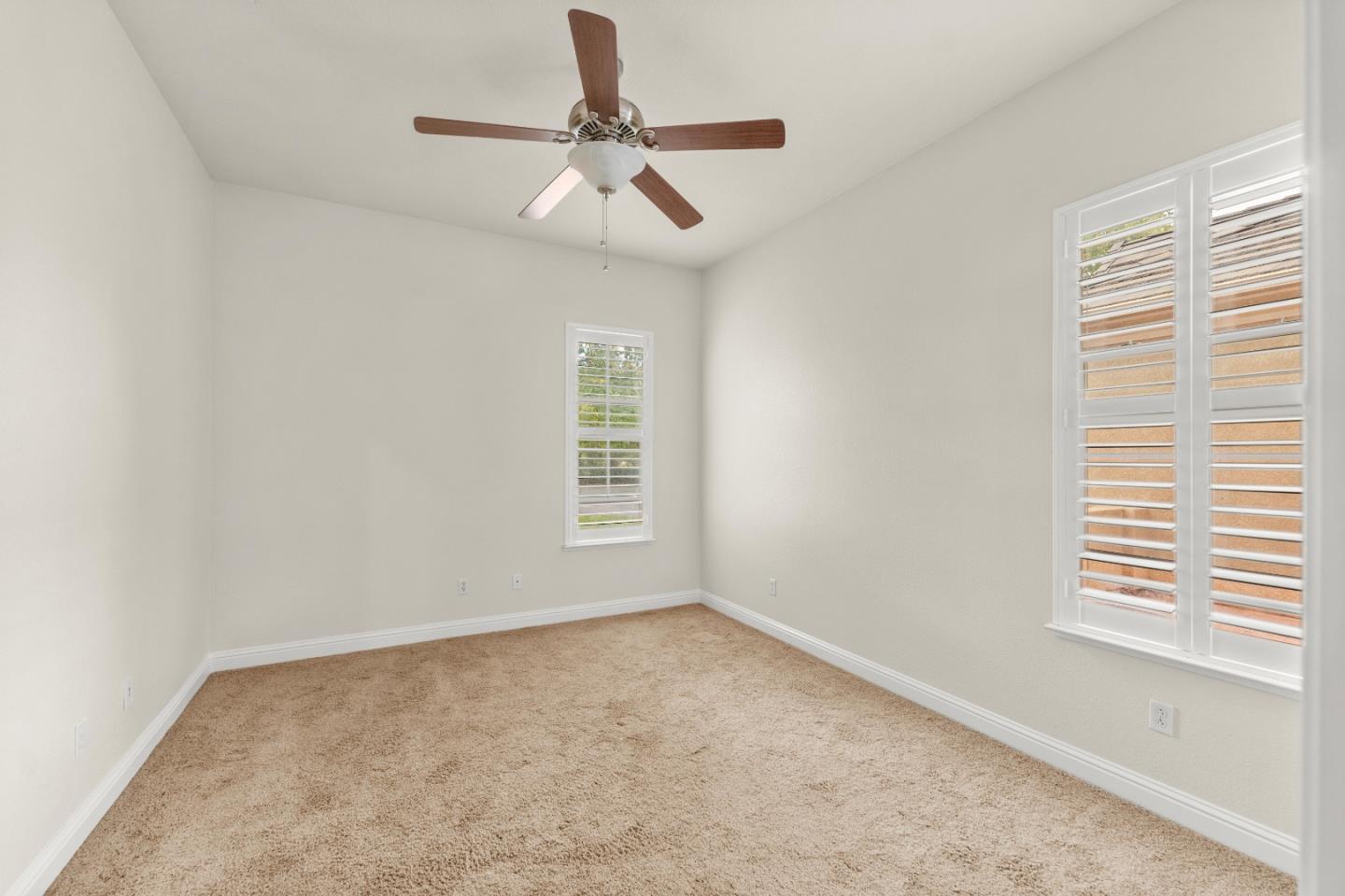 Detail Gallery Image 30 of 69 For 9555 Pinehurst Dr, Roseville,  CA 95747 - 5 Beds | 3/1 Baths