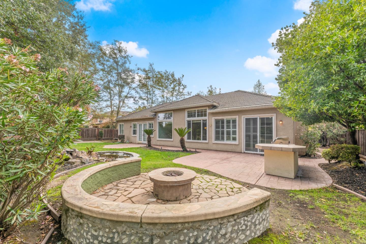 Detail Gallery Image 46 of 69 For 9555 Pinehurst Dr, Roseville,  CA 95747 - 5 Beds | 3/1 Baths