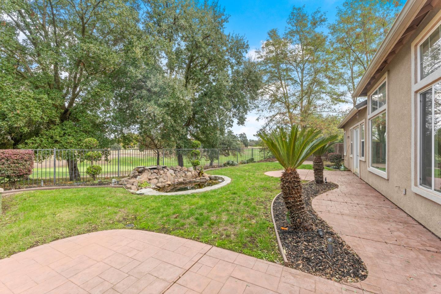 Detail Gallery Image 48 of 69 For 9555 Pinehurst Dr, Roseville,  CA 95747 - 5 Beds | 3/1 Baths