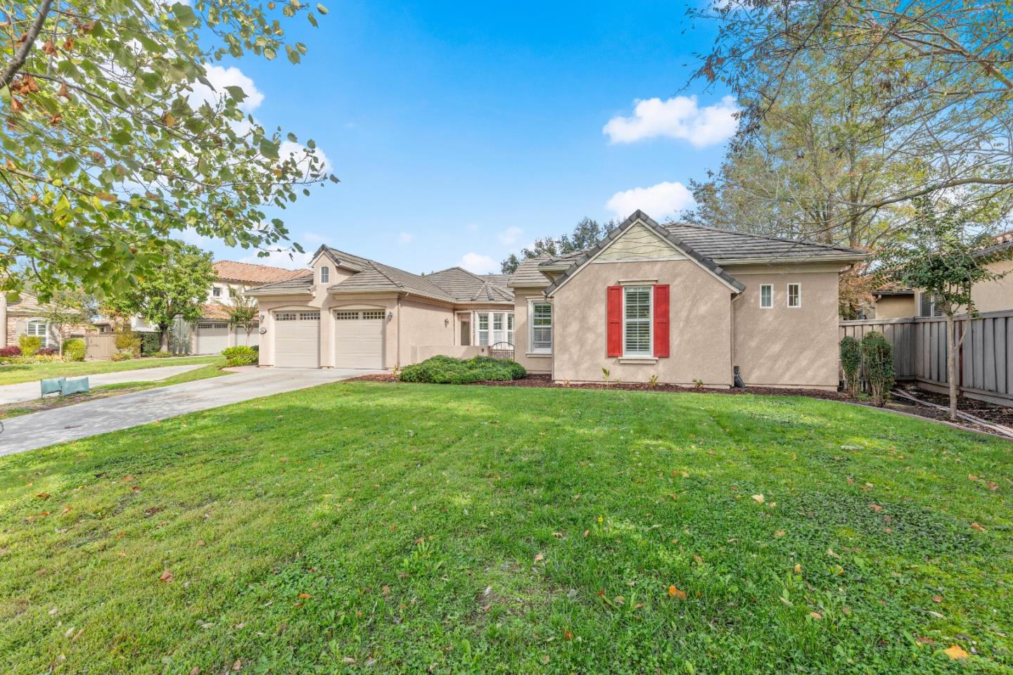 Detail Gallery Image 54 of 69 For 9555 Pinehurst Dr, Roseville,  CA 95747 - 5 Beds | 3/1 Baths