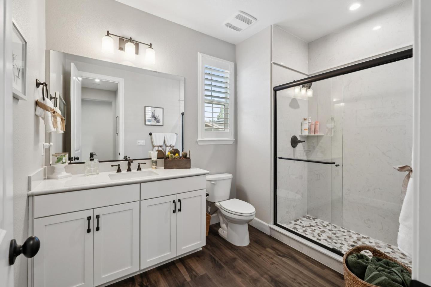 Detail Gallery Image 32 of 57 For 95 Jagla St, Cotati,  CA 94931 - 4 Beds | 4 Baths