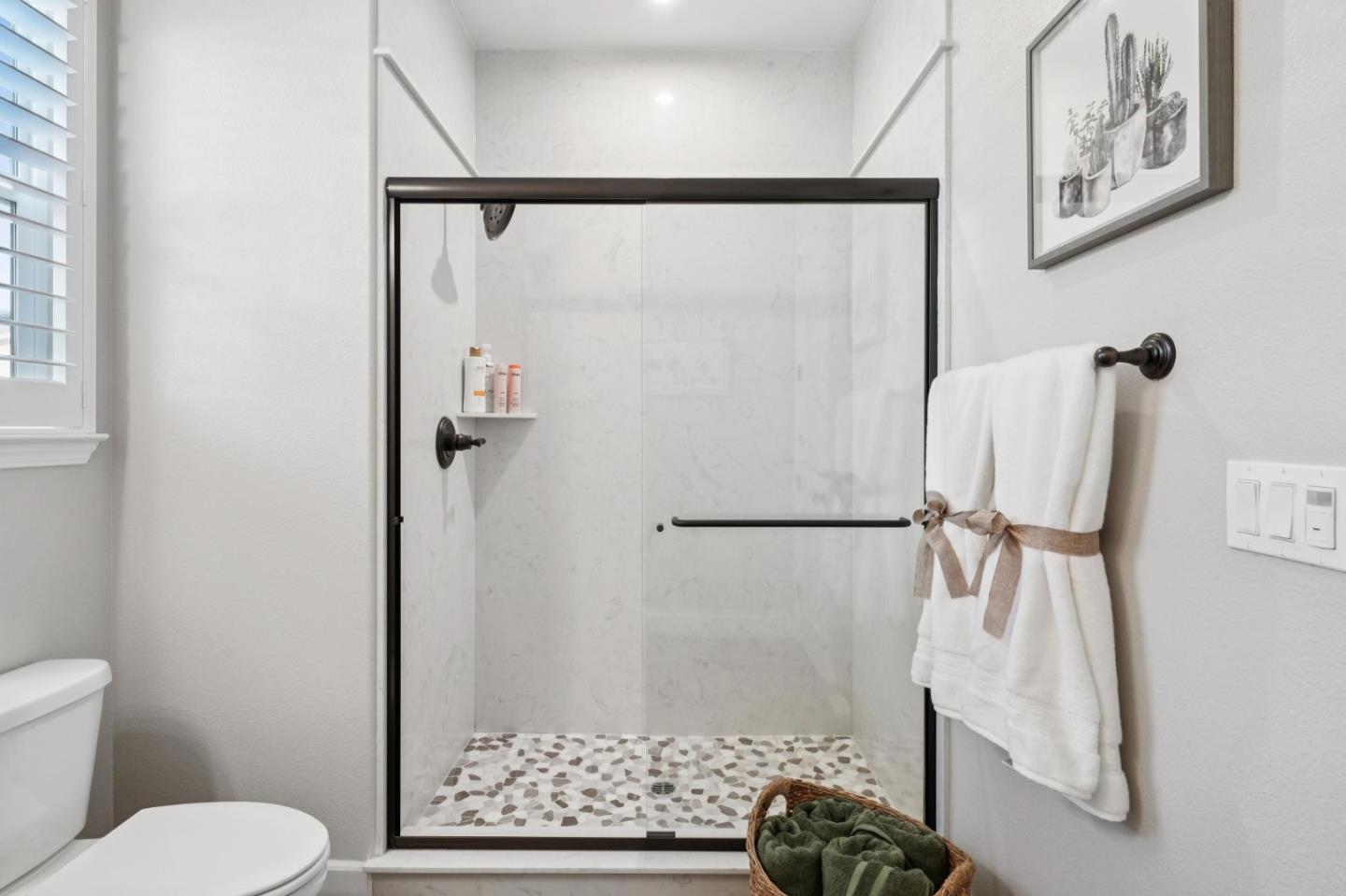 Detail Gallery Image 33 of 57 For 95 Jagla St, Cotati,  CA 94931 - 4 Beds | 4 Baths