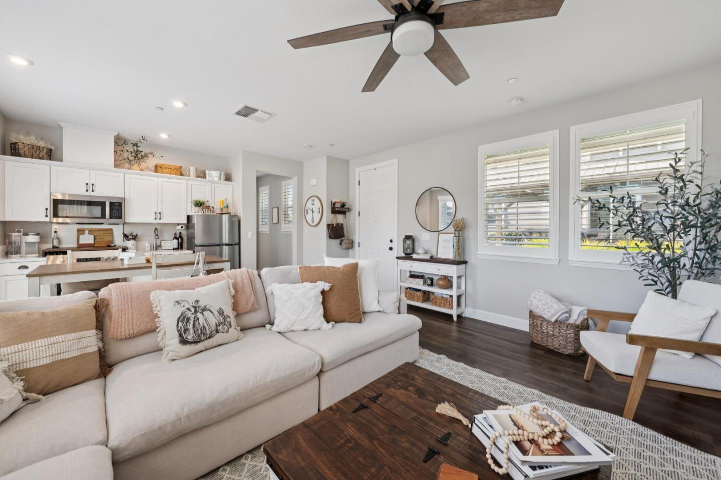 Detail Gallery Image 45 of 57 For 95 Jagla St, Cotati,  CA 94931 - 4 Beds | 4 Baths