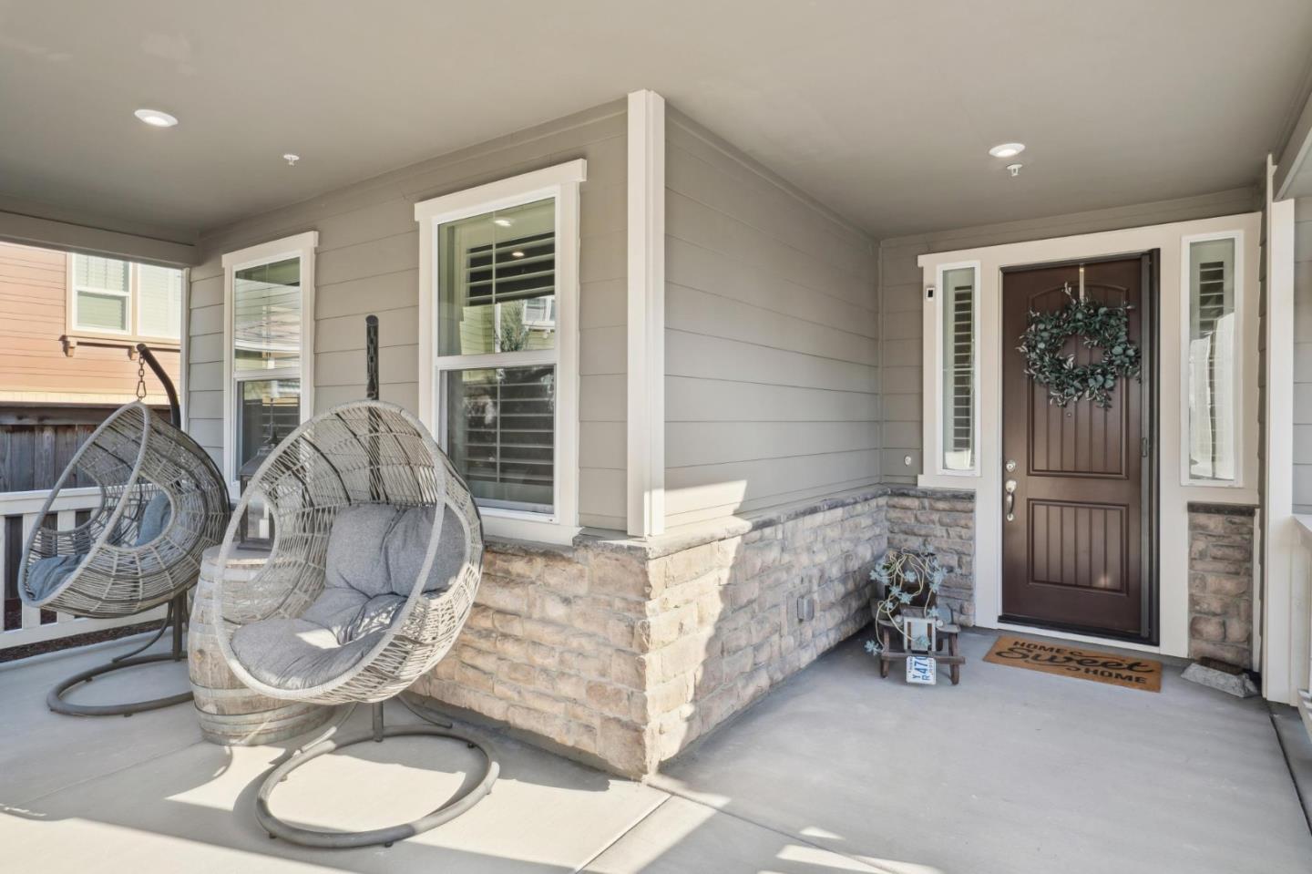 Detail Gallery Image 5 of 57 For 95 Jagla St, Cotati,  CA 94931 - 4 Beds | 4 Baths