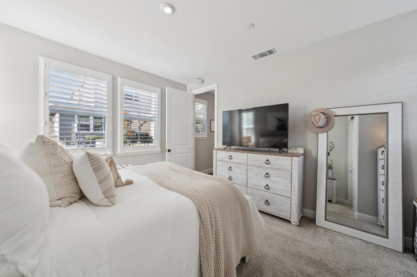 Detail Gallery Image 50 of 57 For 95 Jagla St, Cotati,  CA 94931 - 4 Beds | 4 Baths