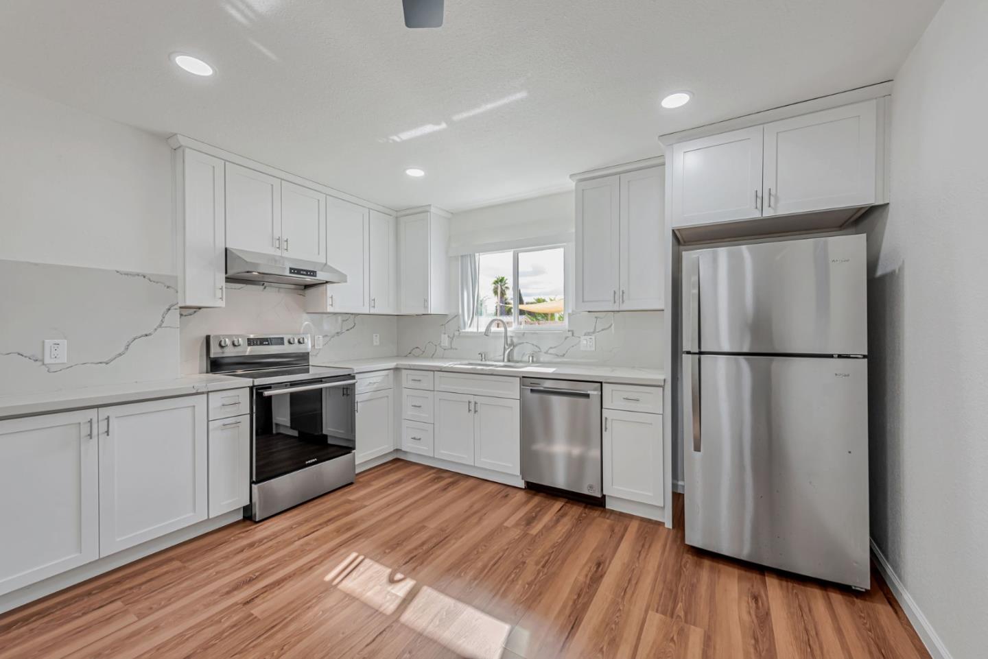 Detail Gallery Image 8 of 30 For 25654 Franklin Ave, Hayward,  CA 94544 - 3 Beds | 2 Baths