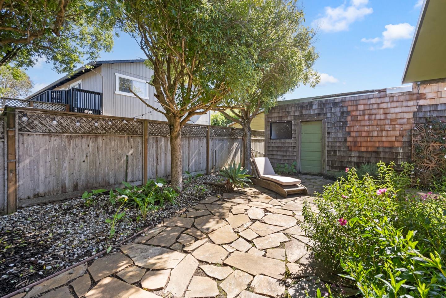 Detail Gallery Image 27 of 34 For 414 Vermont Ave, Moss Beach,  CA 94038 - 3 Beds | 2 Baths