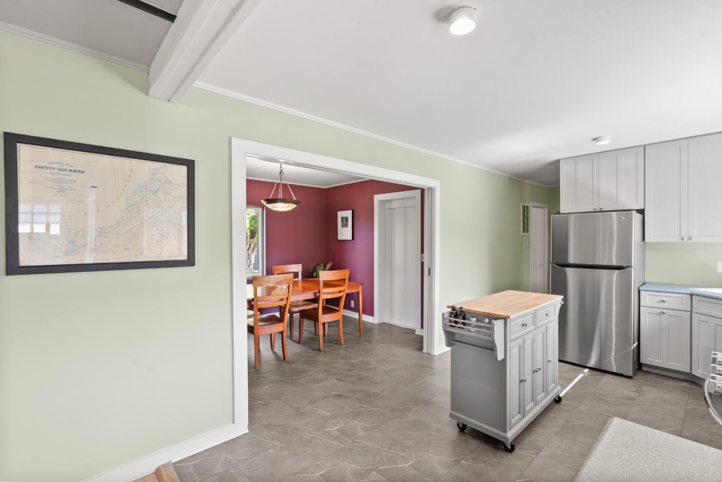 Detail Gallery Image 8 of 34 For 414 Vermont Ave, Moss Beach,  CA 94038 - 3 Beds | 2 Baths