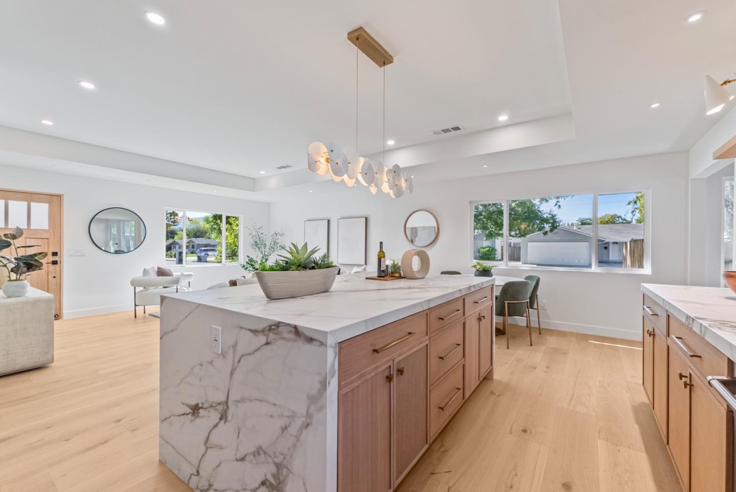 Detail Gallery Image 10 of 43 For 4599 Tilbury Dr, San Jose,  CA 95130 - 4 Beds | 3 Baths