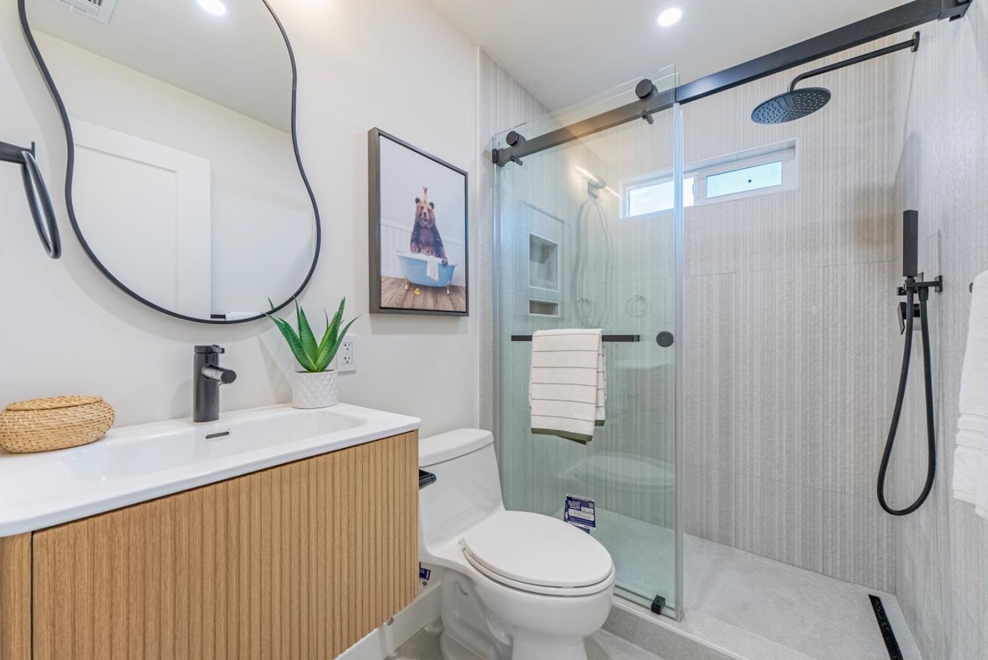 Detail Gallery Image 28 of 43 For 4599 Tilbury Dr, San Jose,  CA 95130 - 4 Beds | 3 Baths