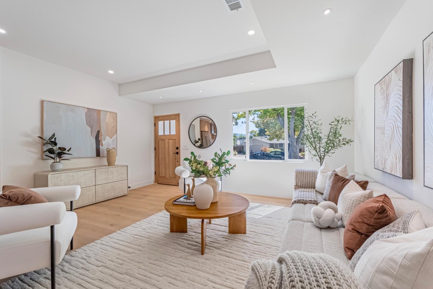 Detail Gallery Image 6 of 43 For 4599 Tilbury Dr, San Jose,  CA 95130 - 4 Beds | 3 Baths