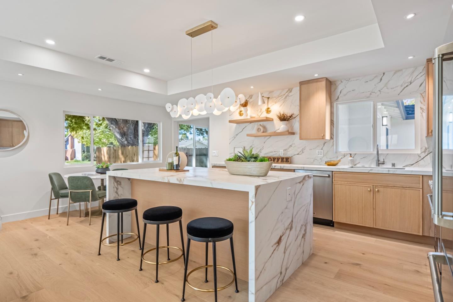 Detail Gallery Image 8 of 43 For 4599 Tilbury Dr, San Jose,  CA 95130 - 4 Beds | 3 Baths